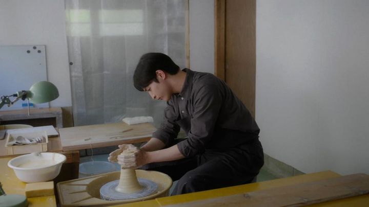 夜ドラ「青の花 器の森」第4回より ©️NHK