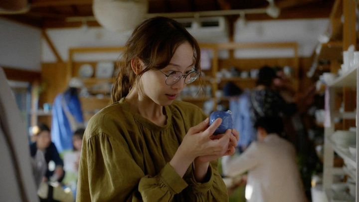 夜ドラ「青の花 器の森」第4回より ©️NHK
