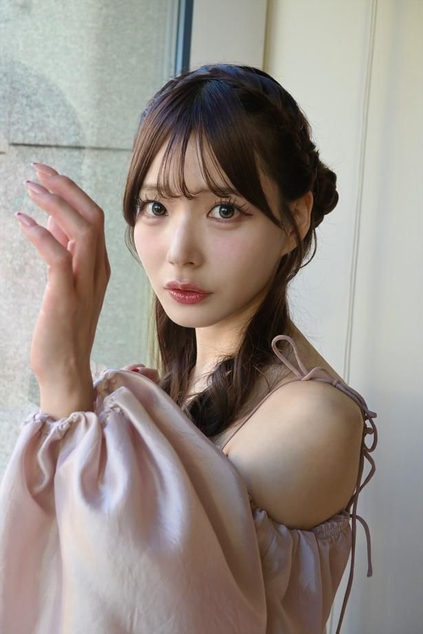 「雑誌に載れたり、ランウェイを歩けたりするイベントがあると聞いて、そこに惹かれて登録し、ミクチャの配信を始めました」
