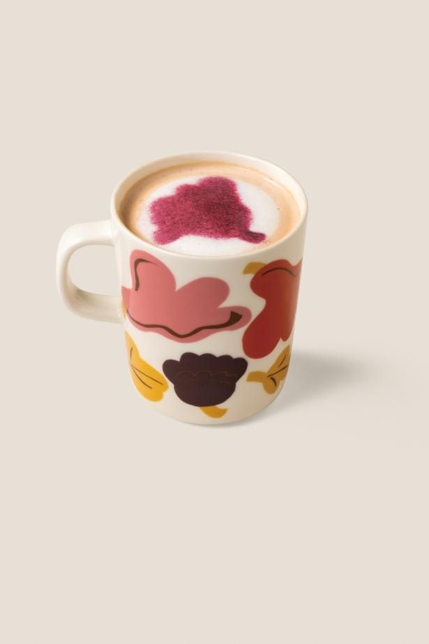 「マリメッコ ラテ(ブルーベリー＋ホワイトチョコレート＋エスプレッソ)」(800円)