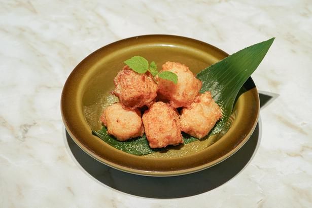 ⽵菜と海⽼ムースのフリット 柚⼦⾵味(850円)