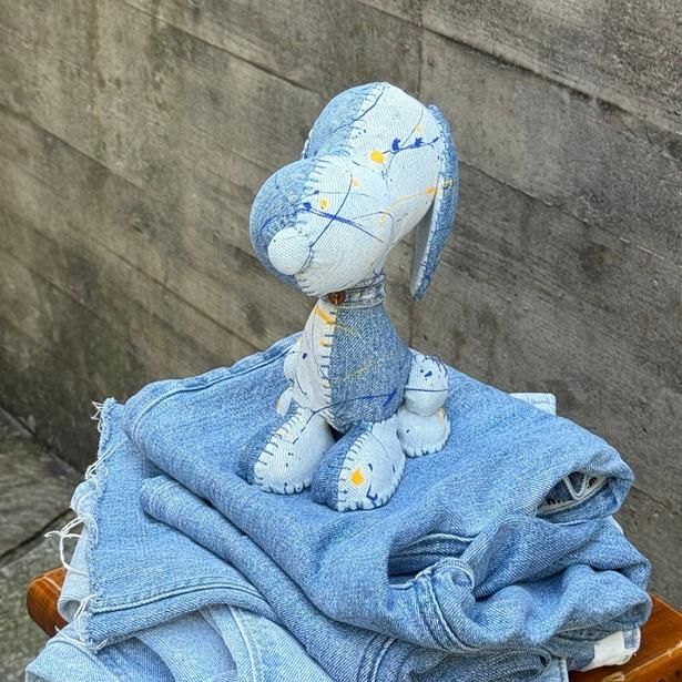 「TEXTILE ペイントフィギュア スヌーピー S」(13万2000円)