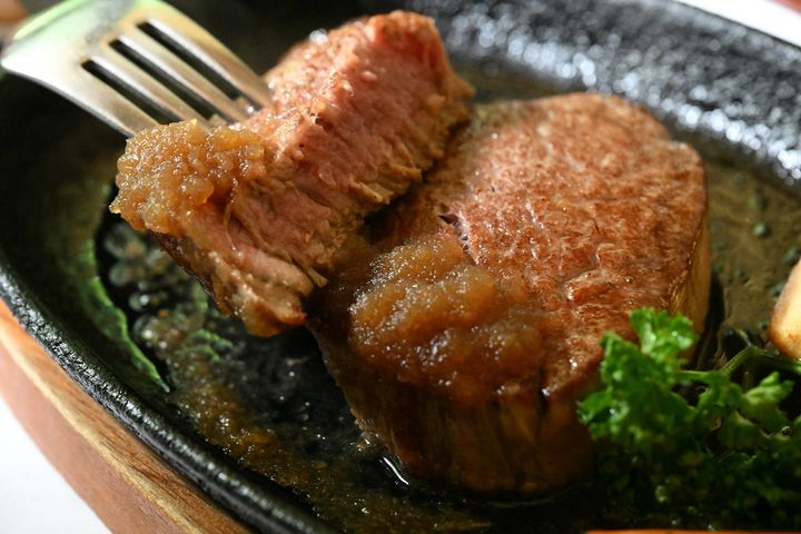 「妙月坊」とちぎ霧降高原牛テンダーロイン120g