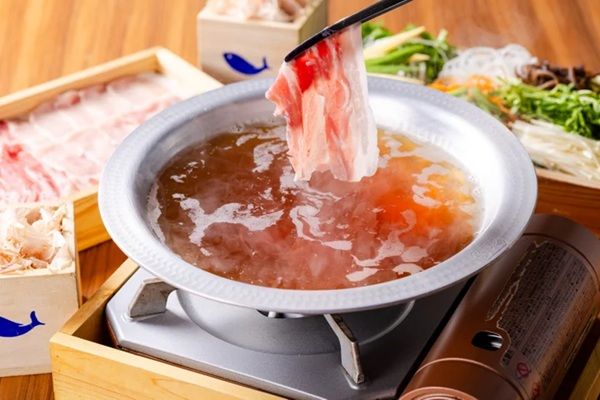ハウステンボスに「出汁しゃぶ おばんざい おかか」がオープン！削りたてのかつお節や九州産野菜の食べ放題も