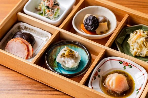 ハウステンボスに「出汁しゃぶ おばんざい おかか」がオープン！削りたてのかつお節や九州産野菜の食べ放題も