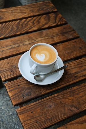 神奈川初出店！藤沢にオープンする「ライブコーヒー」で鎌倉POMPONCAKESコラボスイーツを堪能