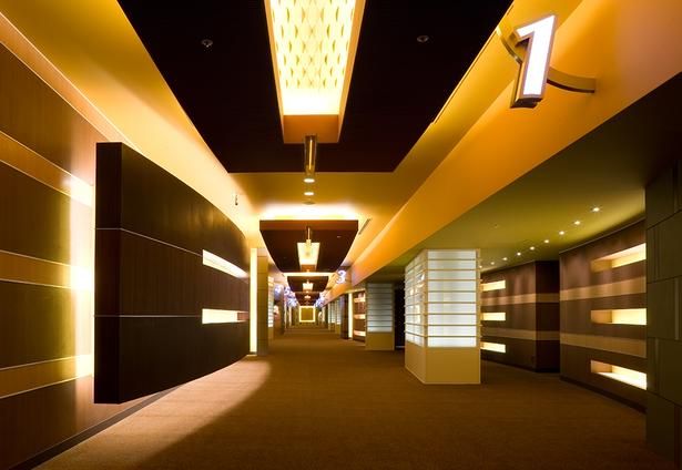【写真を見る】TOHOシネマズ ららぽーと横浜の劇場写真 TM & [c] TOHO Cinemas Ltd. All Rights Reserved.