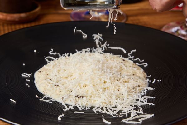 大阪「俺のフレンチ 梅田」が「俺のフレンチ・イタリアン 梅田」に！人気メニューをお得に味わえる創業価格祭を開催
