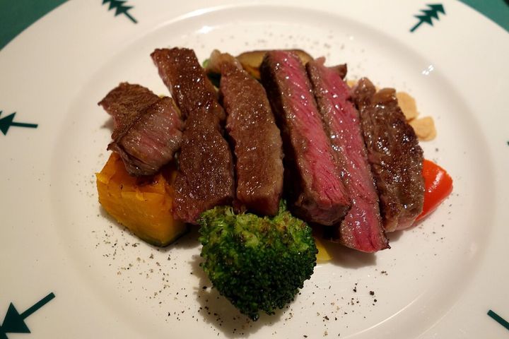 牛肉のステーキです。