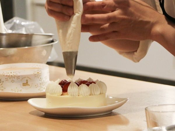 冷凍でも美味しいクリスマスケーキ！小樽洋菓子舗ルタオがお披露目会を実施、12/20まで予約受付中