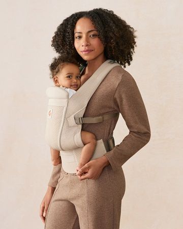 抱っこひもブランド「Ergobaby」の主力シリーズ「OMNI」が全3モデルに！ニーズに合ったアイテム選びを叶える