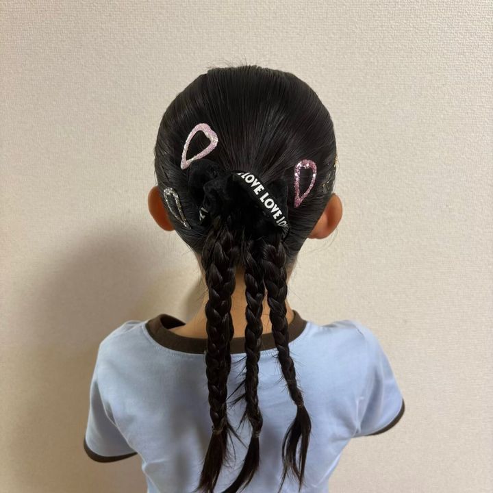 スリコ3COINSキラキララメパッチンピンヘアアレンジダンスヘア