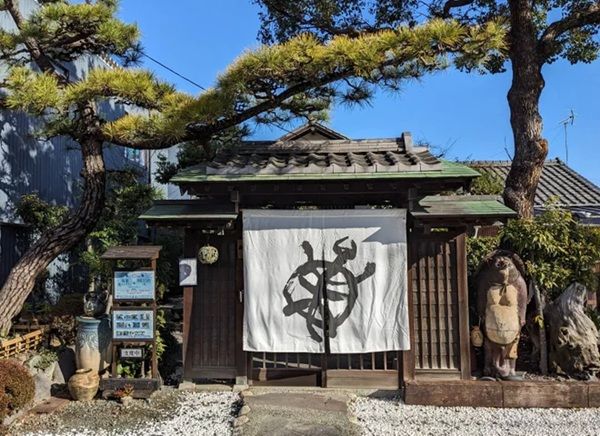 老舗・お亀堂の名物あん巻きと味わうスペシャルティコーヒー。自分でドリップして味わう和菓子と珈琲のセットを販売