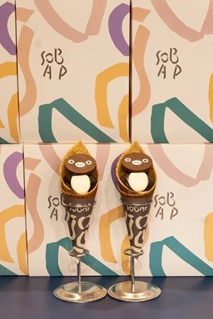 そば粉クレープ専門店「SOBAP グランスタ東京店」にSuicaのペンギンとコラボした限定ショコラソバープが登場！