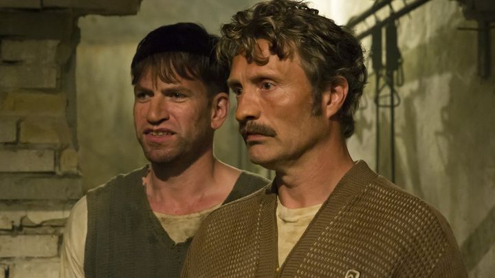 マッツ・ミケルセン出演『メン＆チキン』の場面写真