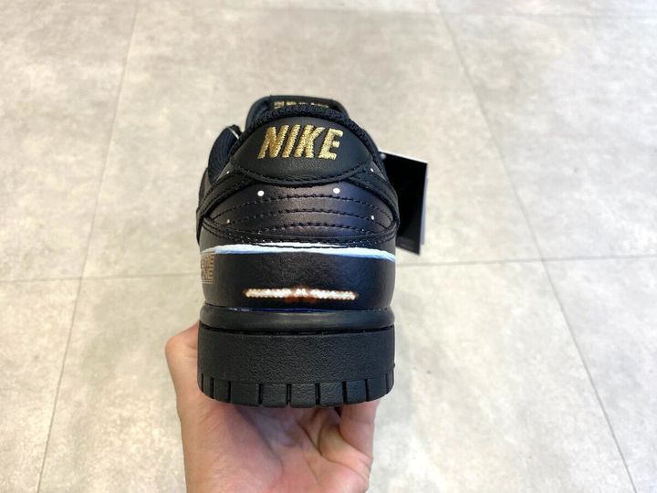 Supreme × Martine Rose × Nike(シュプリーム × マーティンローズ × ナイキ）のダンク ロー マイク・タイソン (26FW ウィーク9)