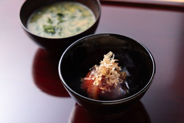 三重県産食材のみを使用！伊勢志摩ワイナリーが手掛ける「伊勢前寿し 神貫」がオープン