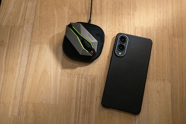 セナが贈る、フラッグシップの真実伝統の完成美か、近未来の革新か。あなたはどちらの最高峰を選ぶ？