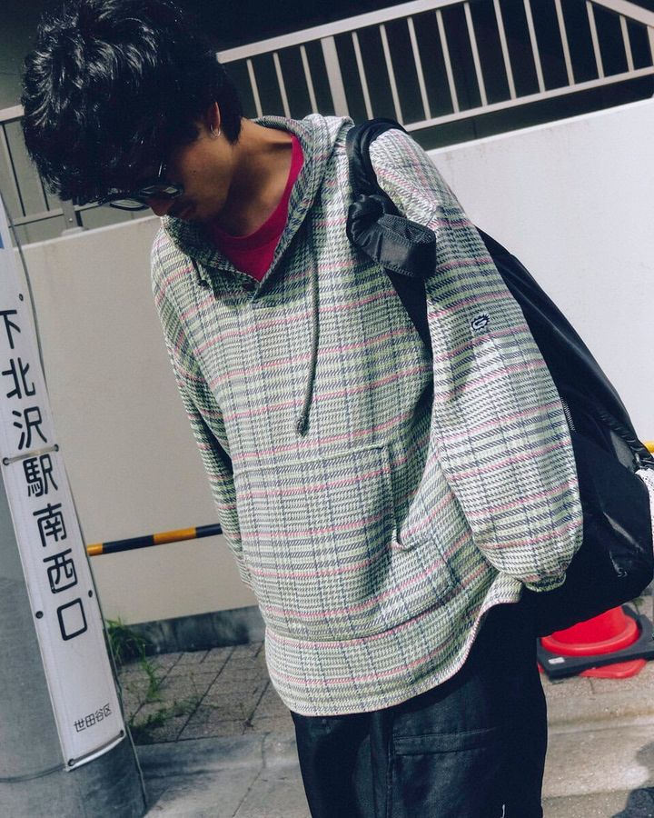 【20代スナップ＠下北沢】グレンチェックのブルゾンで感じる秋気分