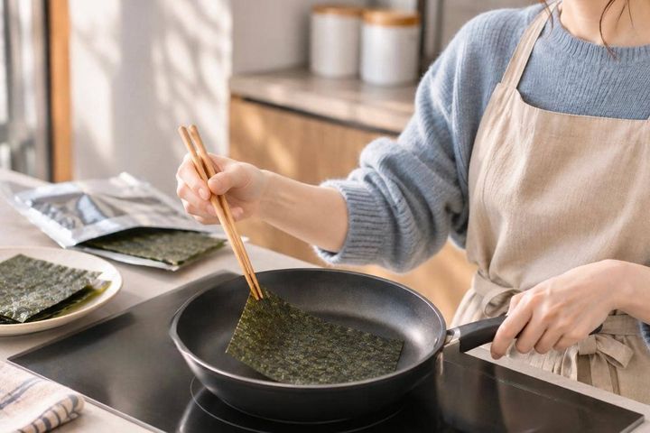 しんなりした海苔、パリッと戻せる？意外と知らない簡単な復活方法