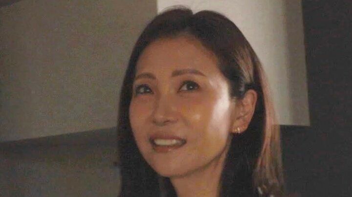 【写真・画像】娘と姉妹に間違えられる60歳母、“毎日食べるもの”明かす「25年ぐらい続けてます」 1枚目