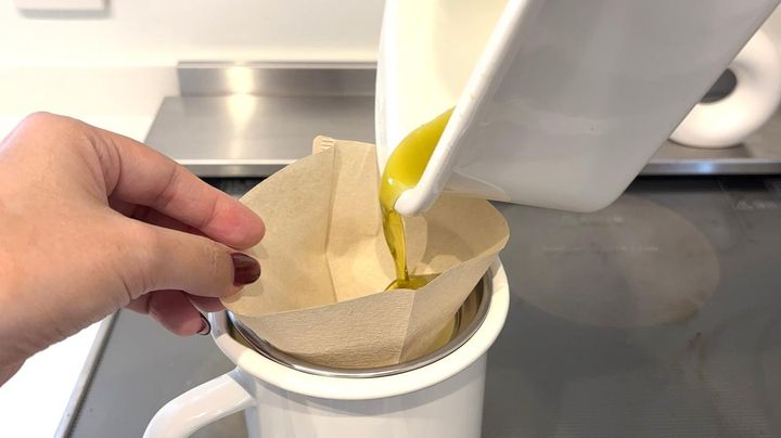 画像1: 3. 揚げ油をこす