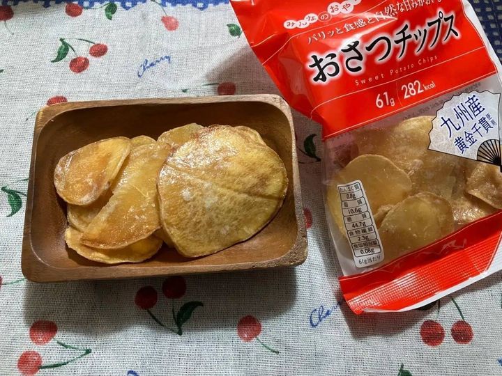 ダイソー：村田製菓 みんなのおやつ おさつチップス 61g