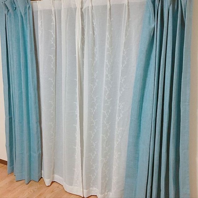 NITORI ニトリ　カーテン　ターコイズブルー　4枚 NITORIターコイズブルーカーテン&レースカーテン 4枚セット ニトリ