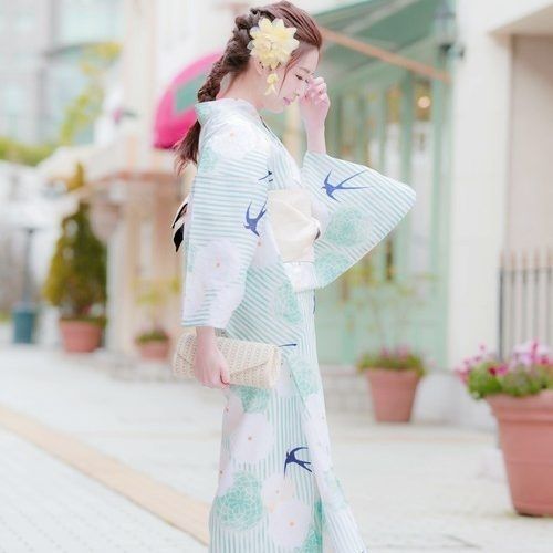 粋で可愛いツモリチサトの浴衣です